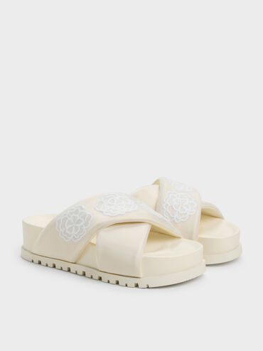 D&eacute;p quai ch&eacute;o Satin Embroidered-Flower, Phấn, hi-res