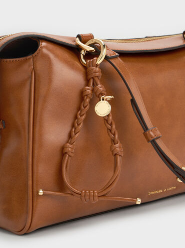 T&uacute;i đeo vai h&igrave;nh thang Haylen Braided-Charm, Distressed Tan, hi-res