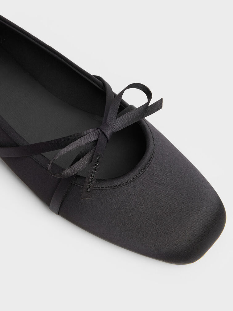 Gi&agrave;y b&uacute;p b&ecirc; mũi vu&ocirc;ng Satin Bow, Đen họa tiết, hi-res