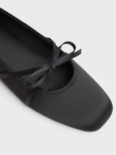 Gi&agrave;y b&uacute;p b&ecirc; mũi vu&ocirc;ng Satin Bow, Đen họa tiết, hi-res