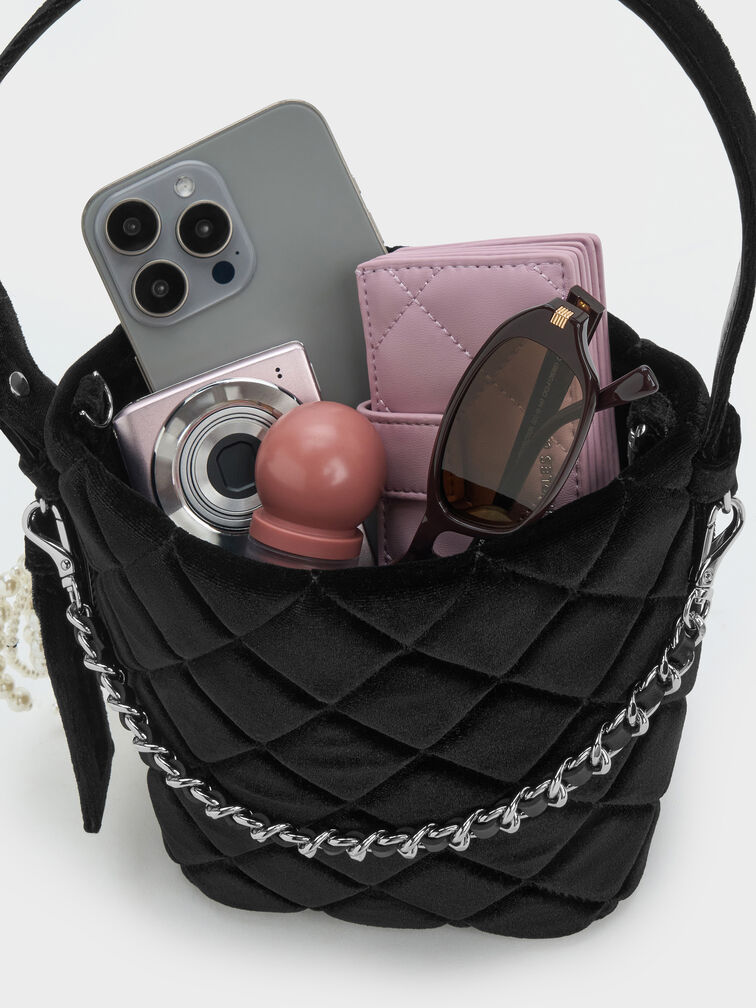 Duo Velvet Quilted Chain Bucket Bag, Noir, hi-res