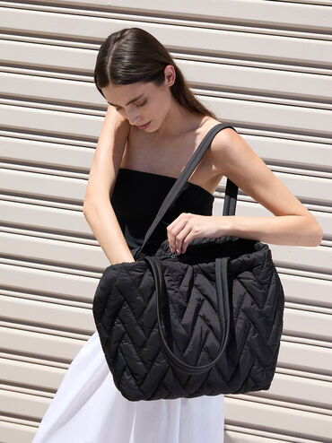 T&uacute;i tote h&igrave;nh thang Nylon Chevron, Jet Black, hi-res