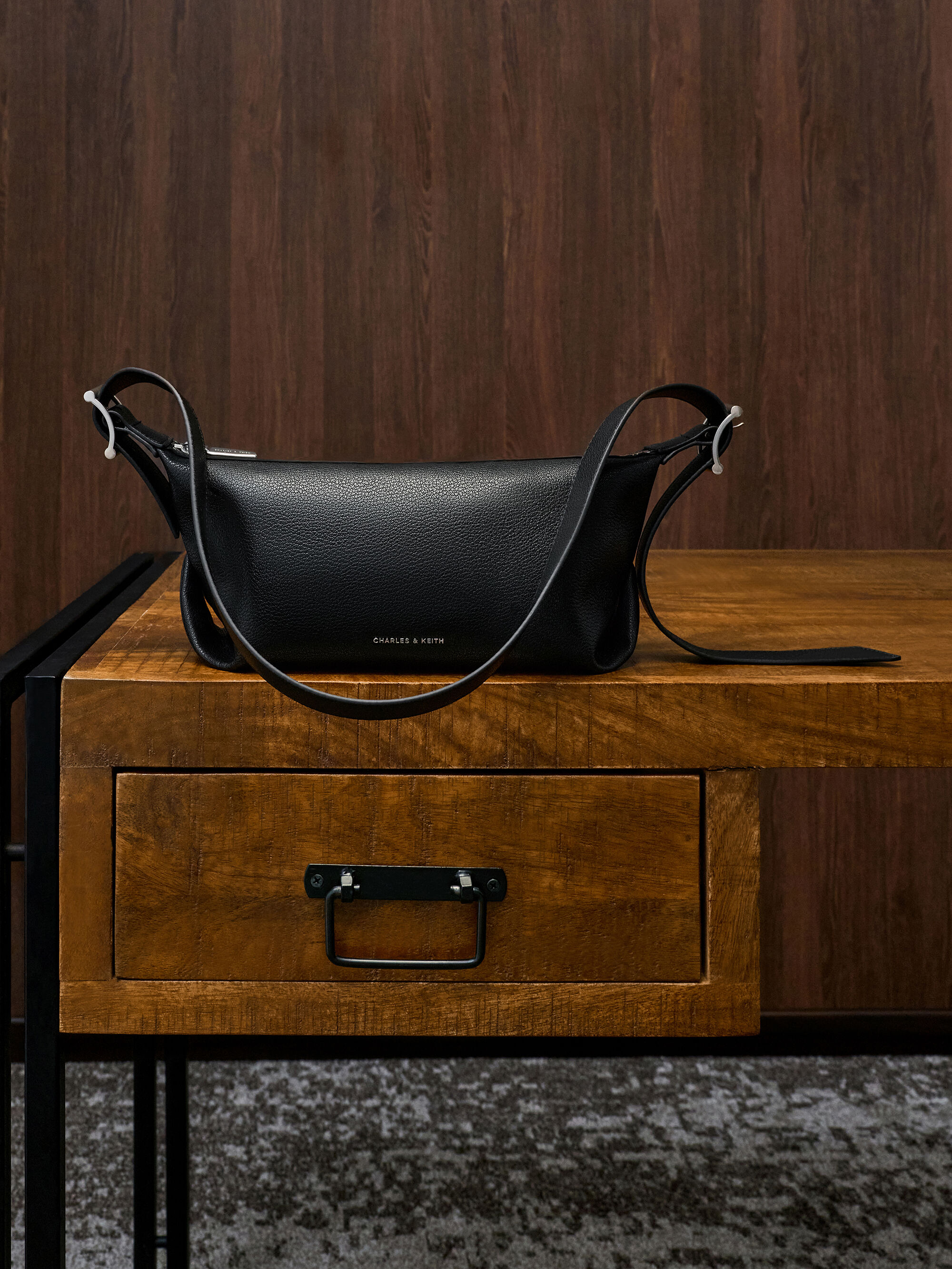 Noir Larsen Buckle-Strap Slouchy Shoulder Bag - Noir - CHARLES