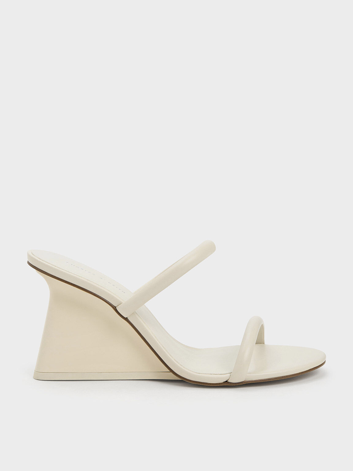 Amazon.com | CLIFFS BY WHITE MOUNTAIN Women's Compact Wedge Sandal,  Fuchsia/Nubuck, 6 M | Sandals