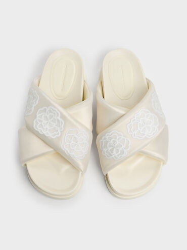 D&eacute;p quai ch&eacute;o Satin Embroidered-Flower, Phấn, hi-res