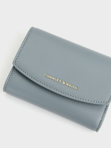 V&iacute; ngắn nắp gập Briony Curved Flap xanh kh&oacute;i, Smoky Blue, hi-res