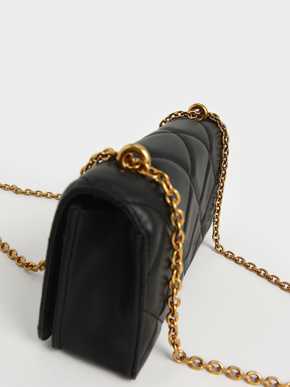Túi đeo vai nữ phom chữ nhật Chain Handle, Đen, hi-res
