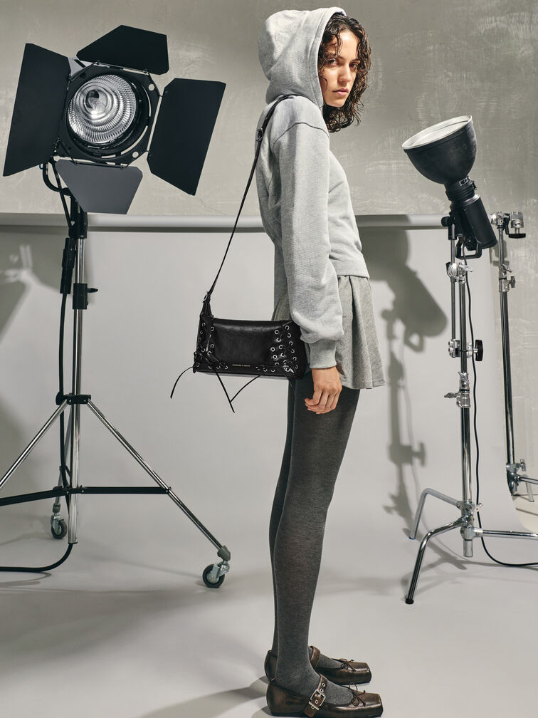 Túi đeo vai chữ nhật Xylia Grommet, Noir, hi-res