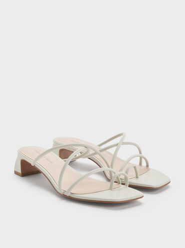 Gi&agrave;y sandals cao g&oacute;t nữ Strappy Toe Ring, Trắng, hi-res