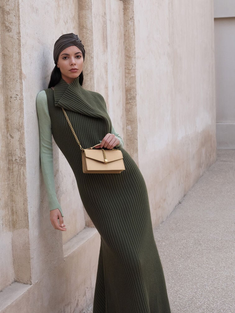 T&uacute;i x&aacute;ch phom chữ nhật Taisia Satin, Rượu vang, hi-res