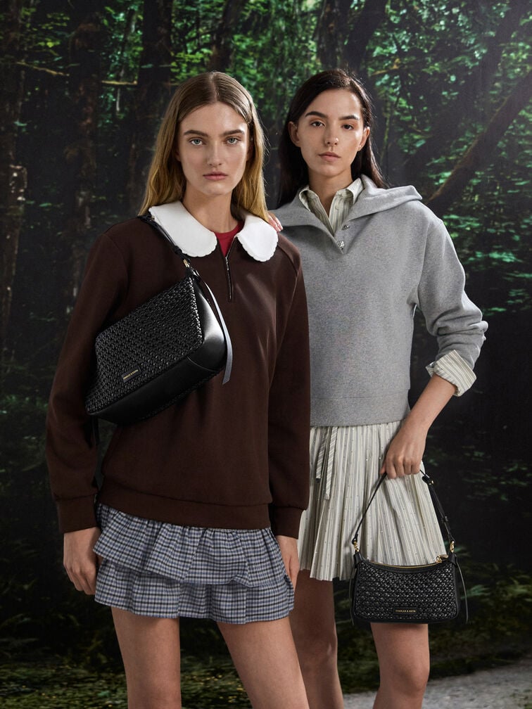 T&uacute;i đeo vai h&igrave;nh thang Mini Calla, Đen, hi-res