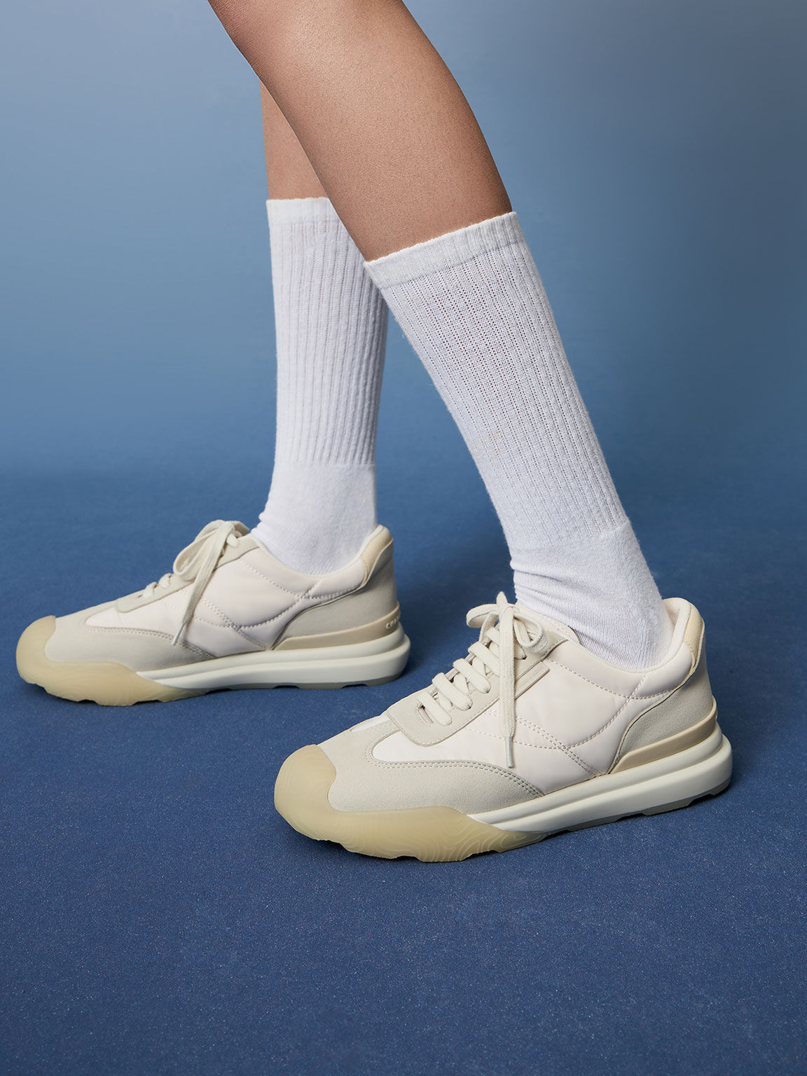 Giày sneakers nữ cổ thấp Microfibre & Nylon, Cát, hi-res