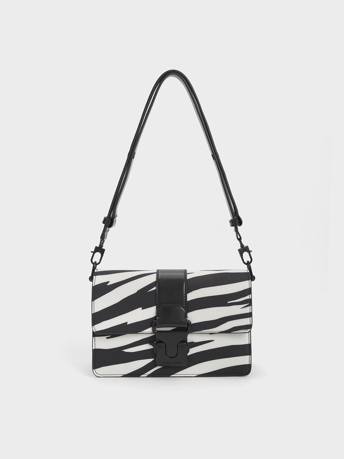 Túi đeo vai Zebra Print Push Lock, Đen, hi-res