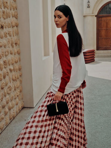 T&uacute;i x&aacute;ch phom chữ nhật Taisia Satin, Đen, hi-res