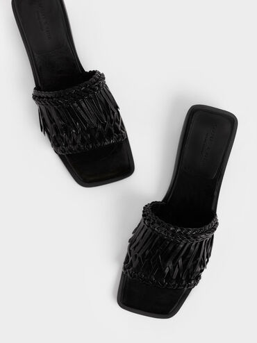 Giày sandals Wrinkled Patent Fringe, Đen, hi-res