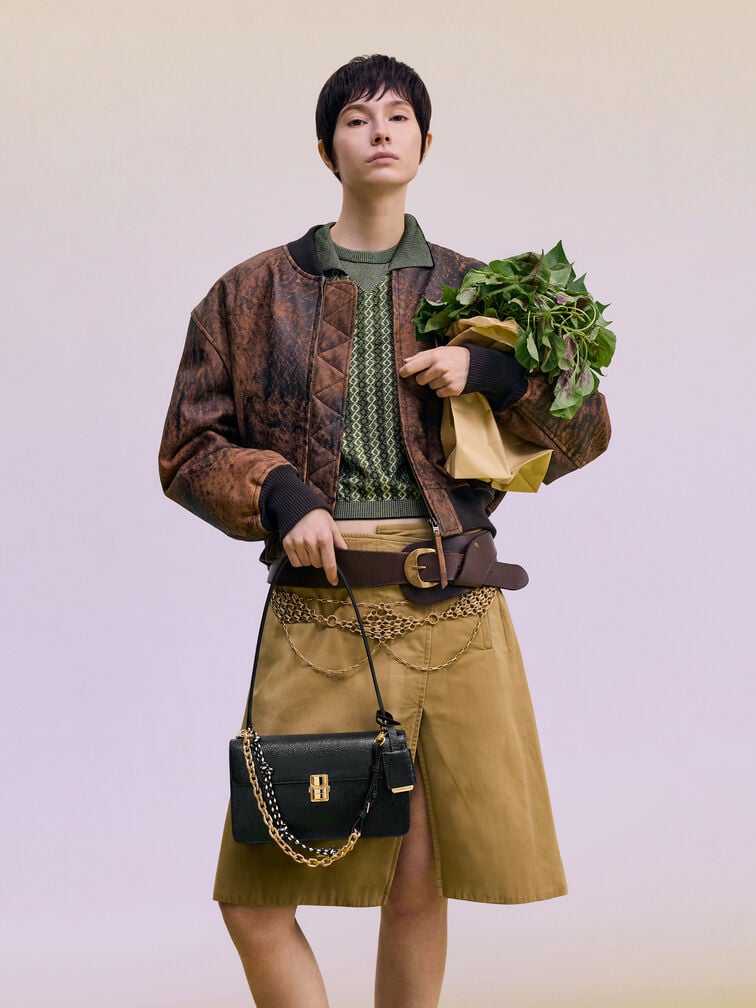 T&uacute;i đeo vai phom chữ nhật Acelynn, Đen, hi-res