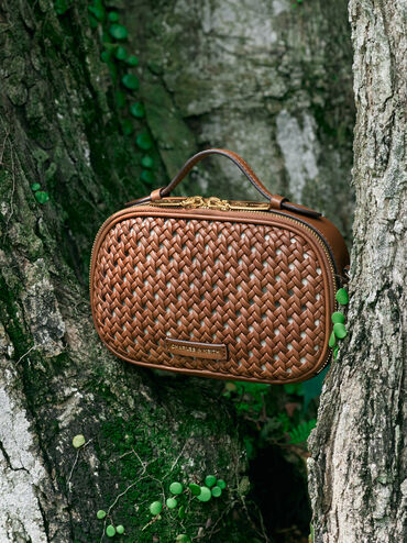T&uacute;i đeo ch&eacute;o phom chữ nhật Azure, Chocolate, hi-res