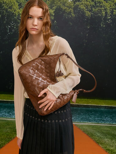 T&uacute;i đeo vai Ivette Woven Tassel, Chocolate, hi-res