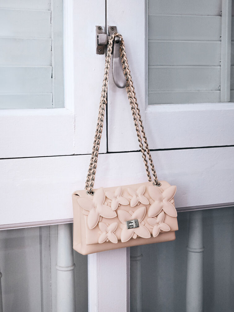 Gift Set: Flower Chain Shoulder Bag With Jewellery Set, Soft Pink, hi-res