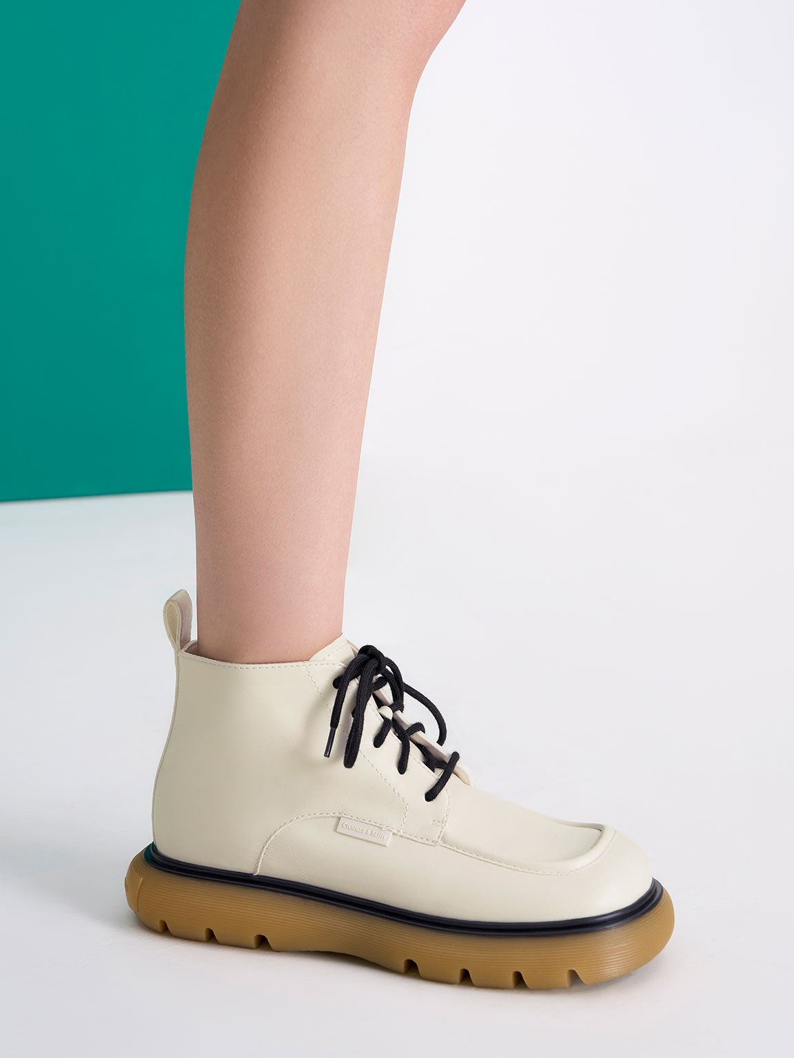 Giày ankle boots Gum Sole Lace-Up, Trắng, hi-res