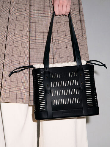 Túi bucket phom chữ nhật Delphi Cut-Out, Đen, hi-res