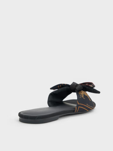 D&eacute;p quai ngang Satin Printed Bow, Đen họa tiết, hi-res