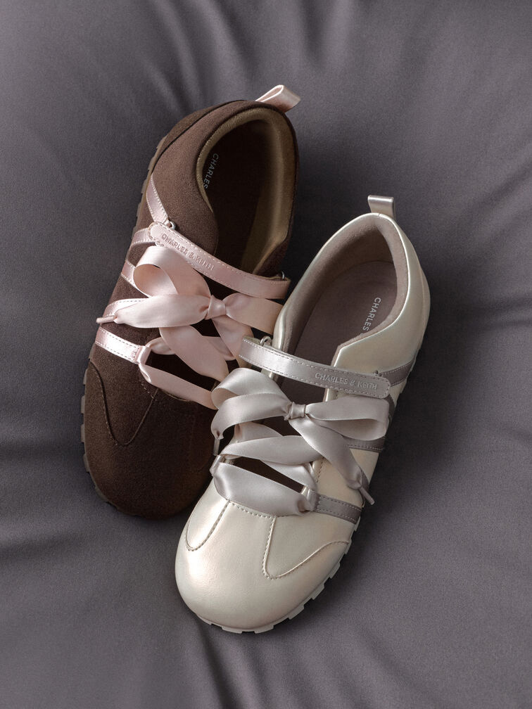 Gi&agrave;y sneakers cổ thấp Silko Pearlescent, Phấn, hi-res