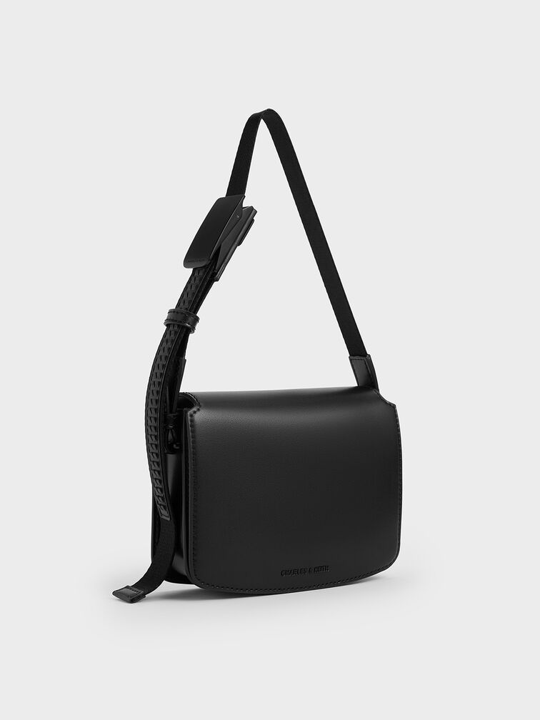 T&uacute;i đeo vai chữ nhật Boxy Front Flap, Jet Black, hi-res
