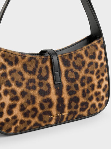 T&uacute;i đeo vai h&igrave;nh thang Cesia Leopard-Print, Nhiều m&agrave;u, hi-res
