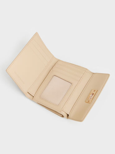 V&iacute; ngắn nắp gập Tricha c&aacute;t be, Sand Beige, hi-res