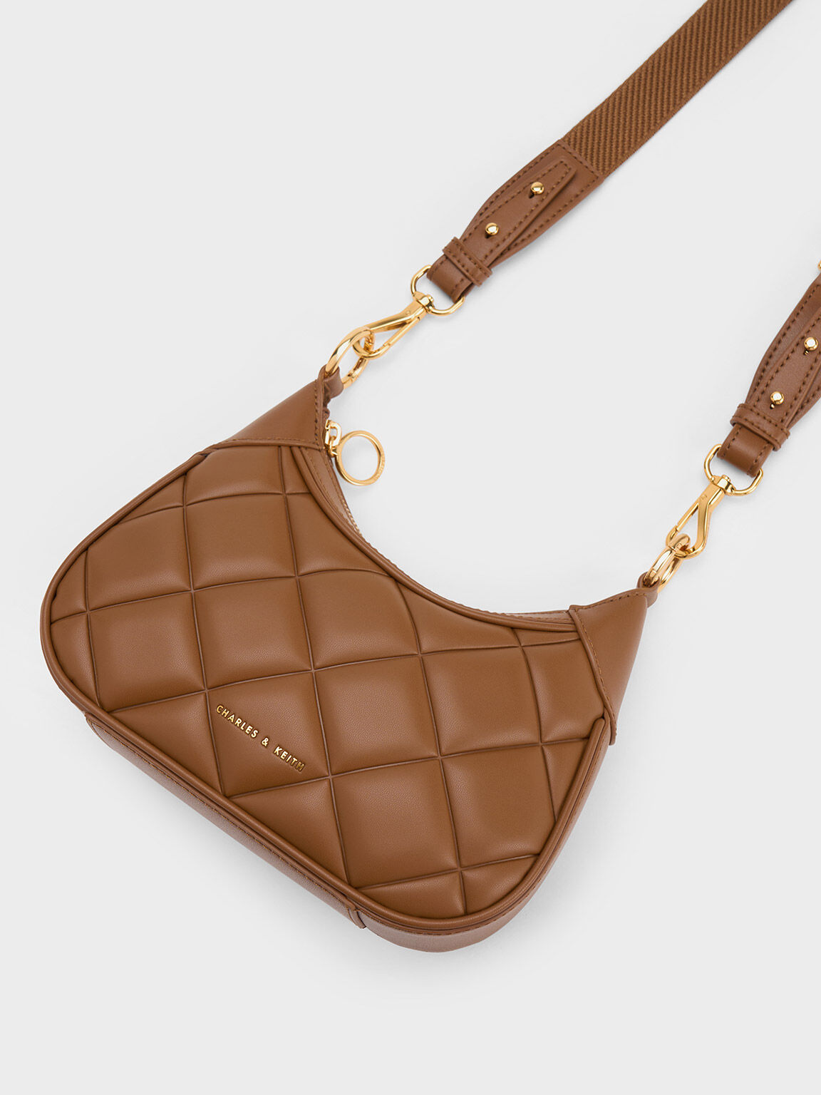 Túi đeo vai chần bông Alcott Scarf Chain-Link Quilted, Chocolate, hi-res