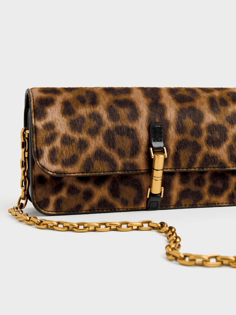 V&iacute; d&agrave;i nắp gập Cesia Leopard-Print, Nhiều m&agrave;u, hi-res