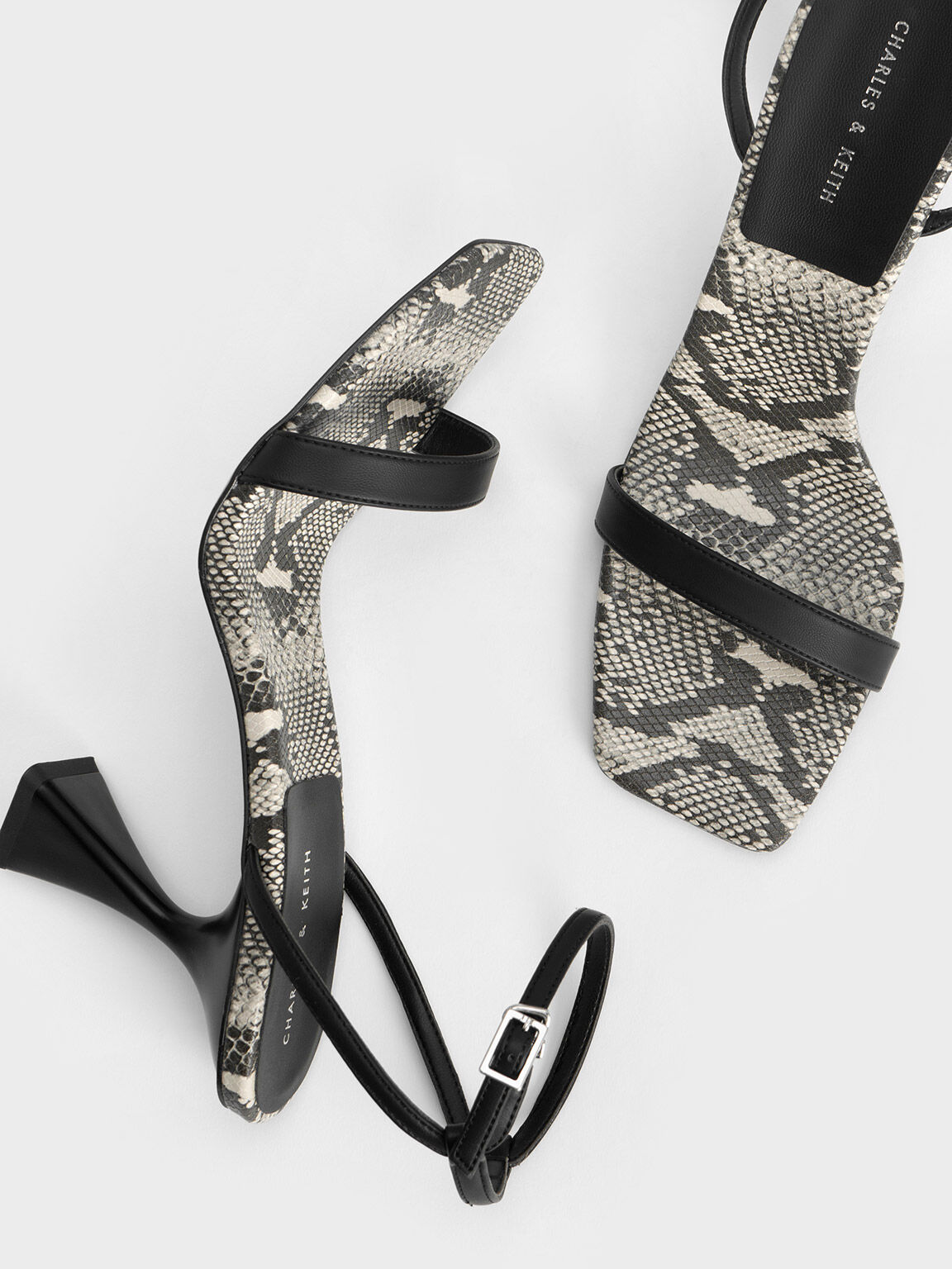 Giày sandals cao gót Snake-Print Ankle Strap, Họa tiết da báo tự nhiên, hi-res