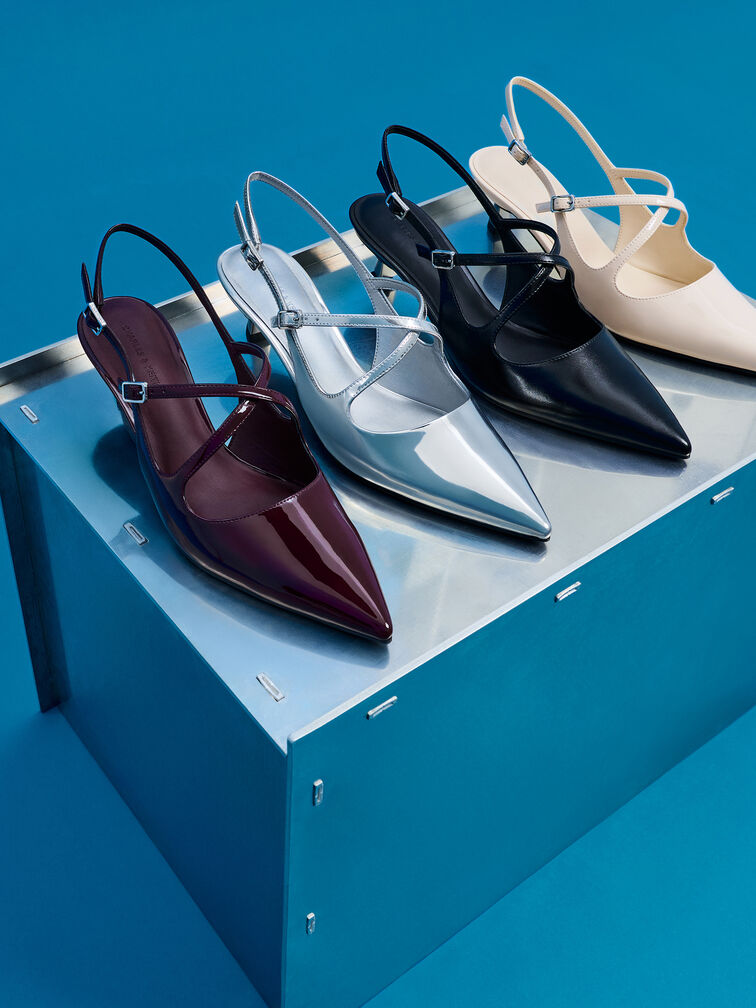 Giày sandals cao gót Pauline Patent Crossover, Đen, hi-res