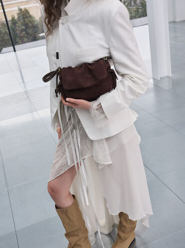 Túi xách phom chữ nhật Khai Recycled Suede, Nâu sẫm, hi-res