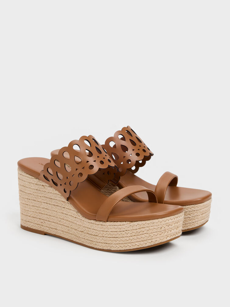 D&eacute;p đế xuồng Cut-Out, Rượu cognac, hi-res