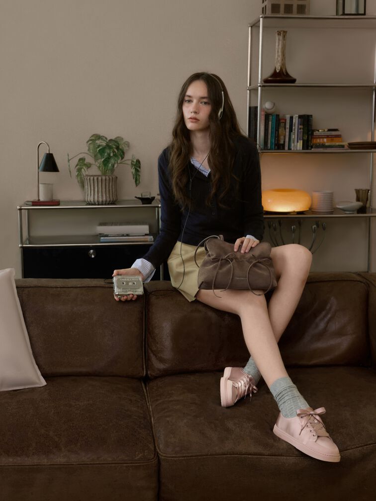 Gi&agrave;y sneakers cổ thấp Satin, Hồng nhạt, hi-res
