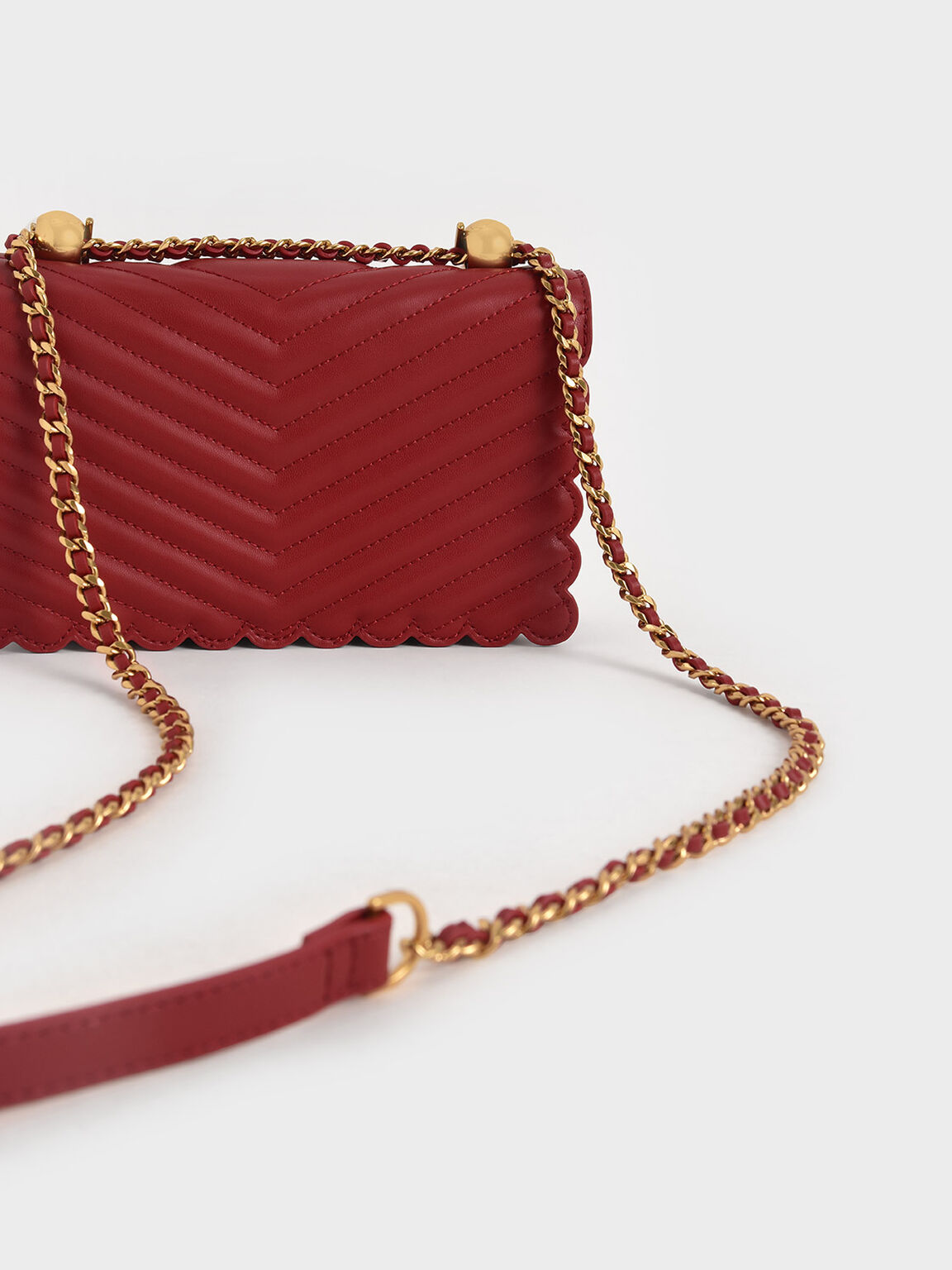 Túi đeo chéo chữ nhật Pearl Embellished, Đỏ, hi-res