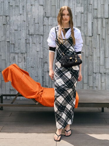 T&uacute;i đeo ch&eacute;o Isolde Belted Ruched, Đen, hi-res