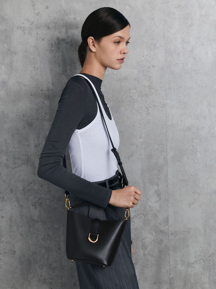 Túi đeo vai phom chữ nhật Gabine Leather, Đen, hi-res