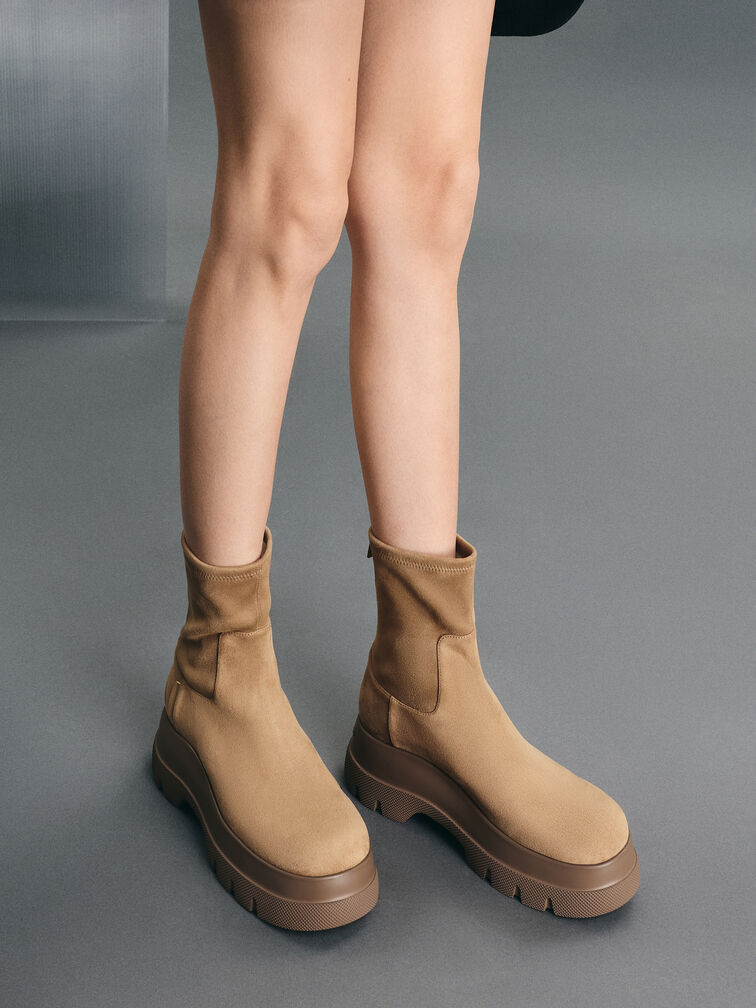 Leoi Faux Suede Back-Zip Chunky Ankle Boots, Camel, hi-res