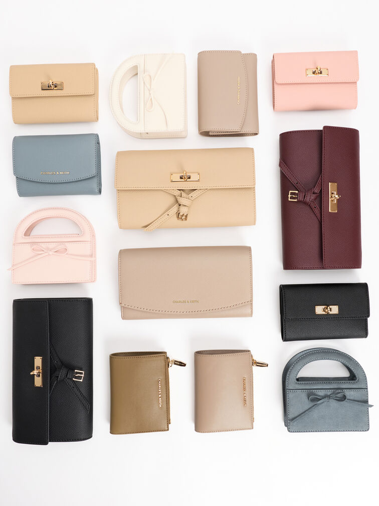 V&iacute; ngắn nắp gập Briony Curved Flap xanh kh&oacute;i, Smoky Blue, hi-res