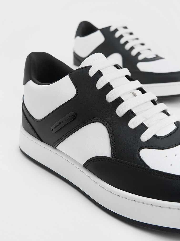 Gi&agrave;y sneakers cổ thấp Two-Tone, Đen, hi-res