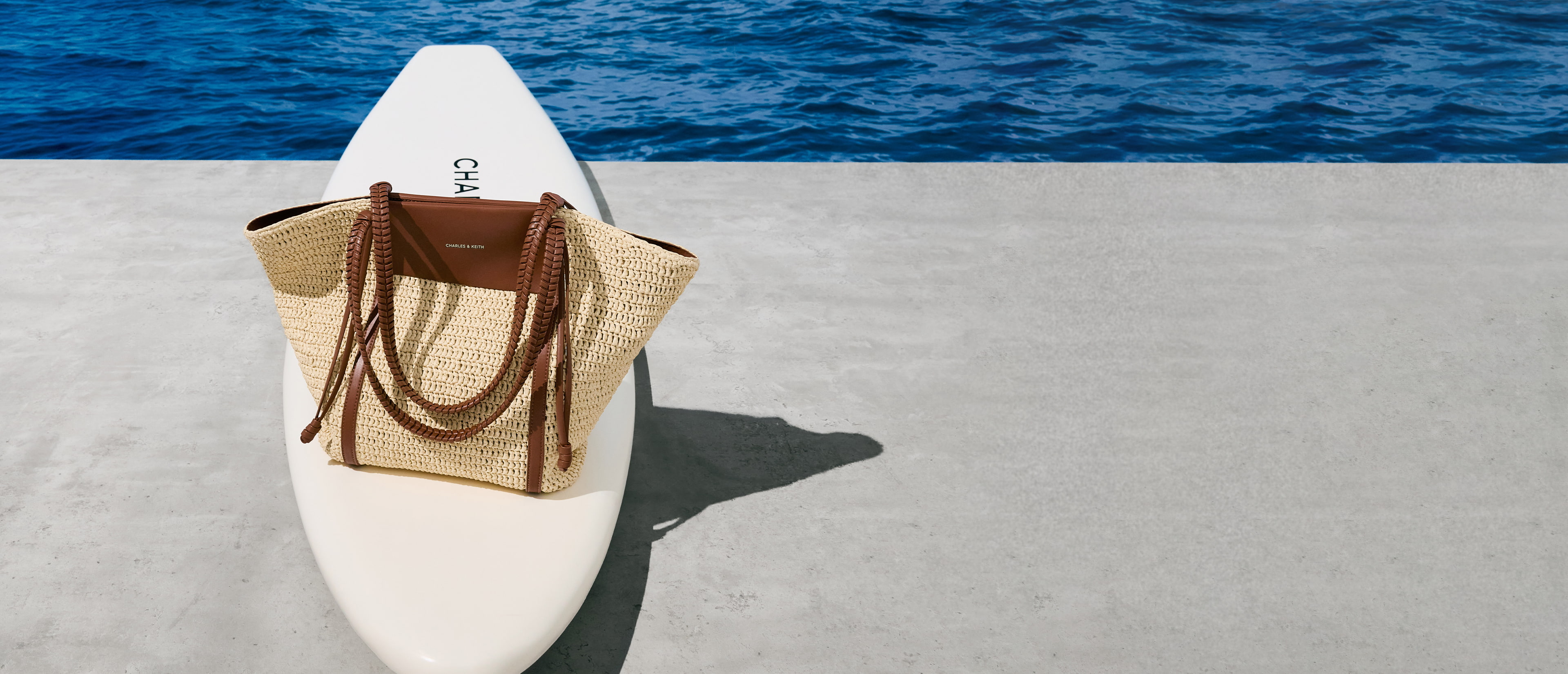 Women’s Shalia raffia tote bag - CHARLES & KEITH