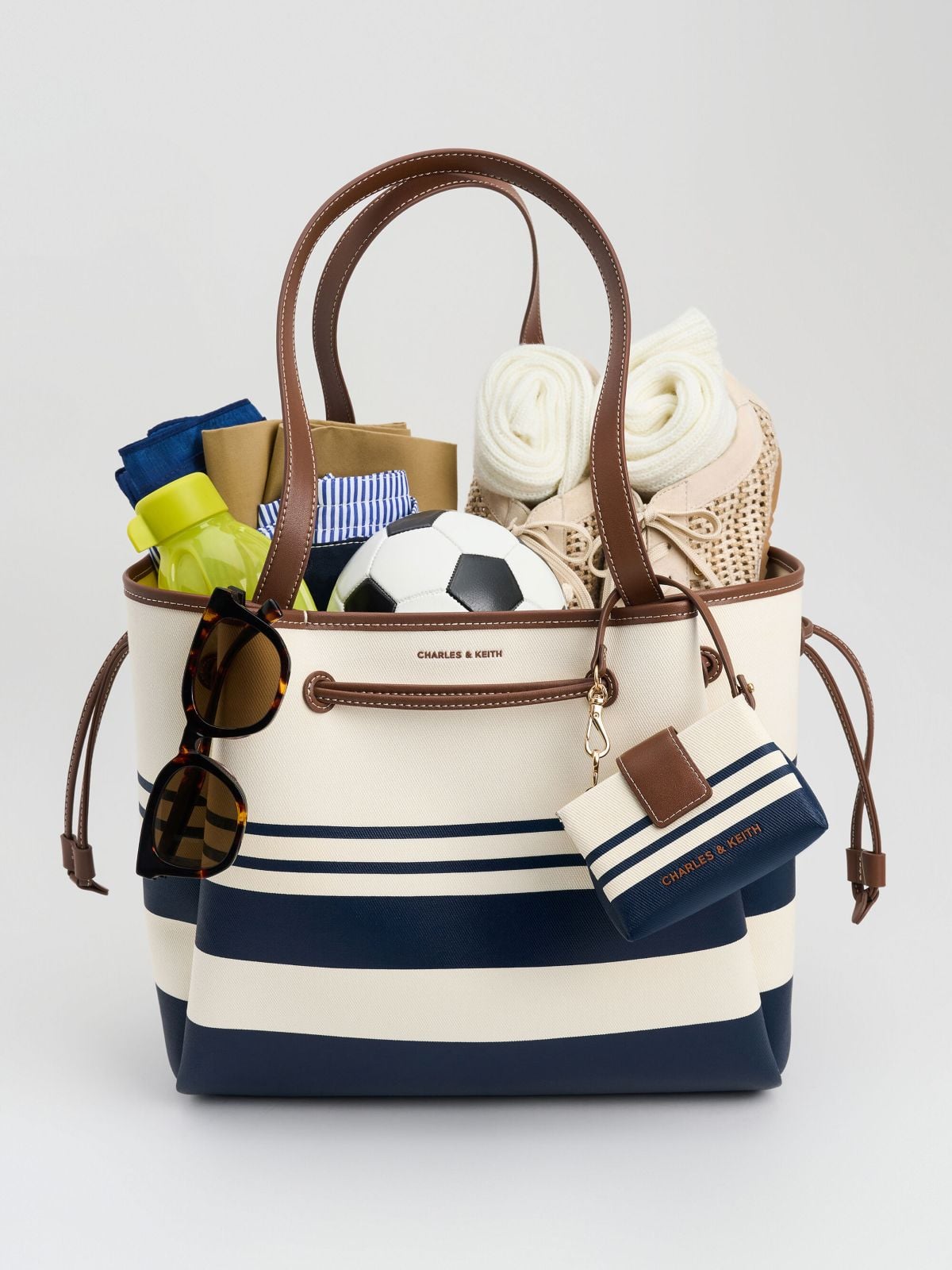 Black Donna Crinkle-Effect Tote Bag - CHARLES & KEITH