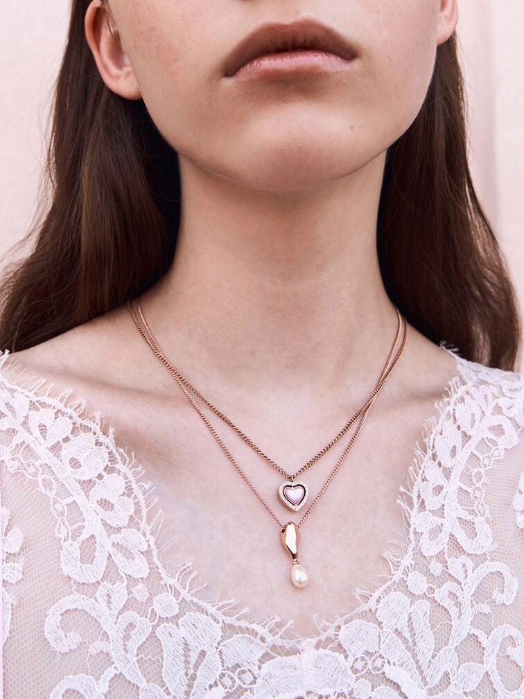 Rose-gold teardrop pearl necklace, a delicate piece from our gift-friendly jewellery range. 