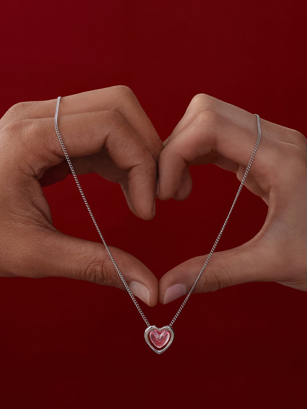 Women’s Annalise resin heart-pendant chain necklace - CHARLES & KEITH