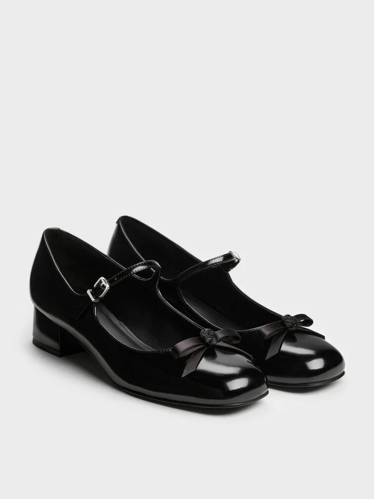 Timeless and charming, Mary Jane pumps are a practical choice for daily wear.